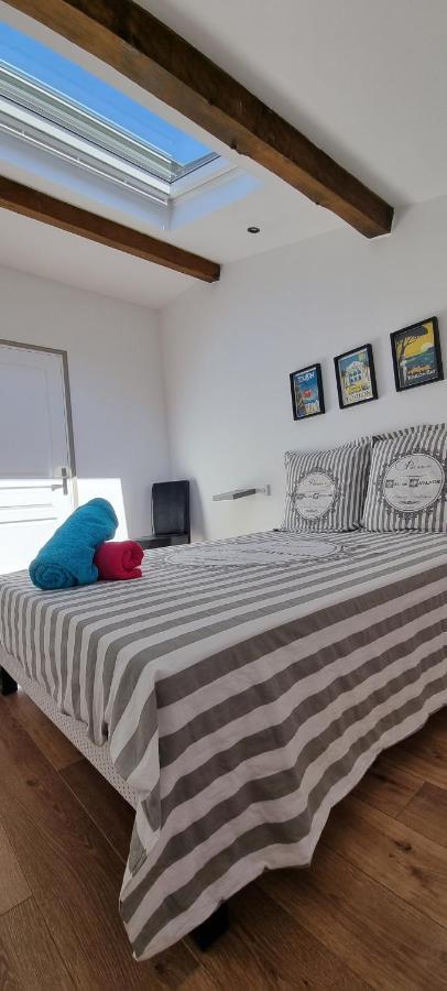 Chambre D'hotes Sde, Wc Prive Climatise Dans Loft 80m2 Espace Commun Avec Les Habitants Salon Et Cuisine Privatunterkunft Toulon