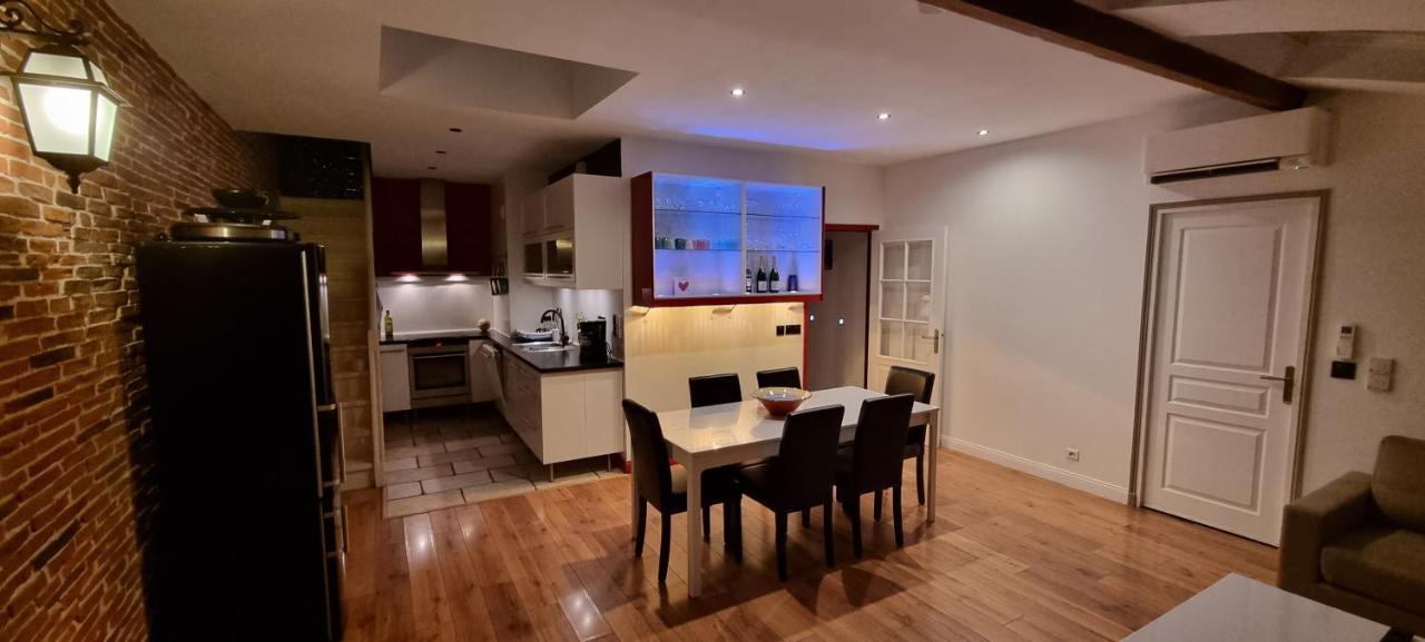 Chambre D'hotes Sde, Wc Prive Climatise Dans Loft 80m2 Espace Commun Avec Les Habitants Salon Et Cuisine Toulon